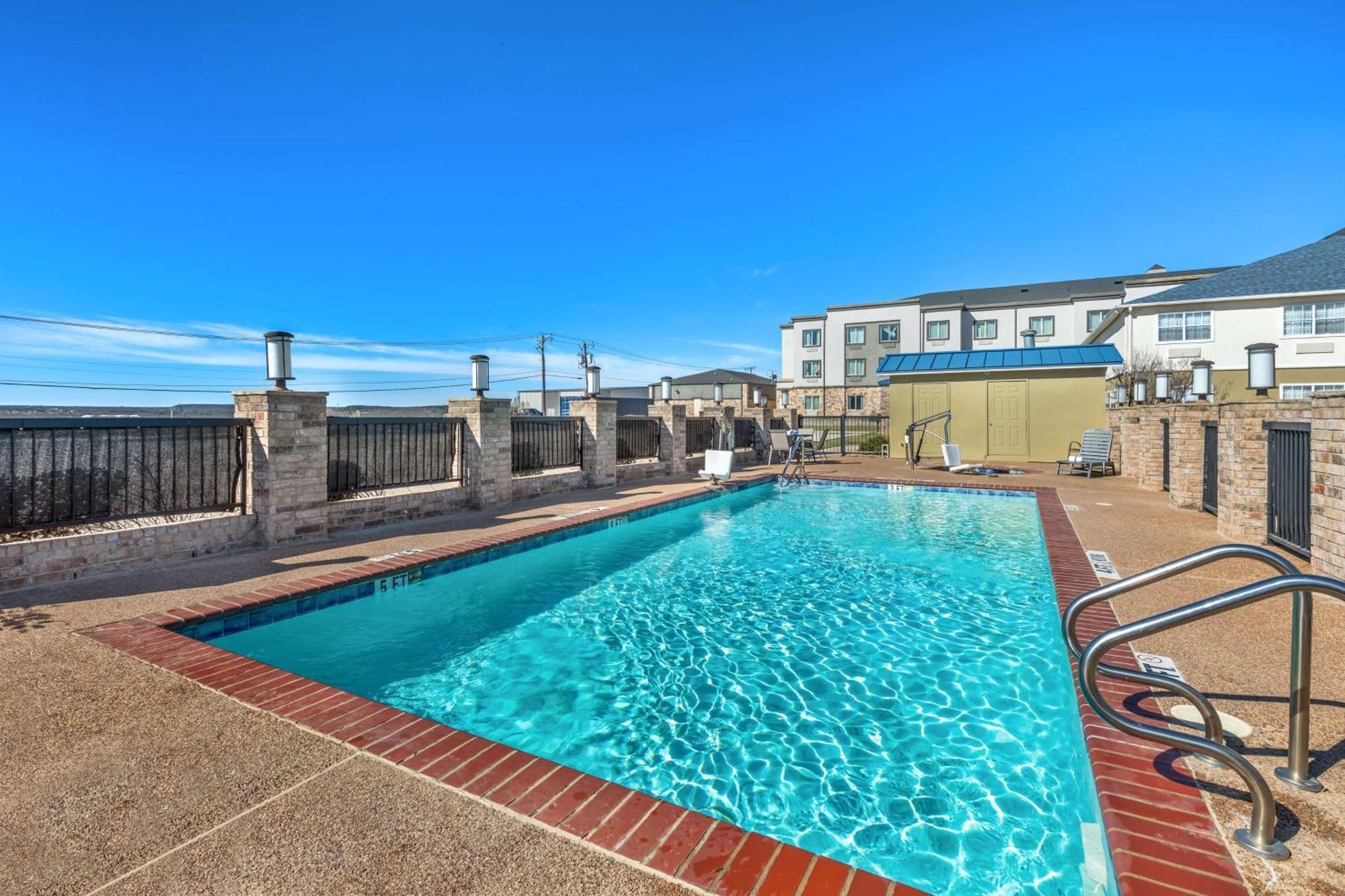 Best Western Club House Inn & Suites Mineral Wells Exterior foto